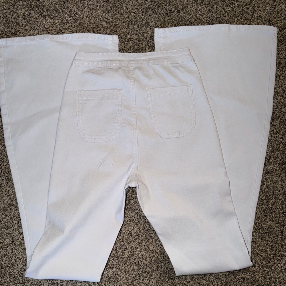 NWOT WOMENS JCJQ MEDIUM STRETCH White Women's Jeans FLARES BOUTIQUE